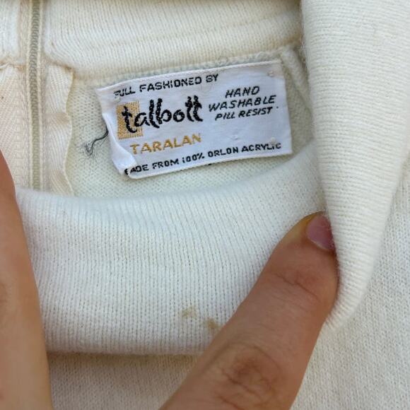 Vintage Talbott Taralan SUPER Cute Off White Sweater With‎ Lace Flower Sleeves - Picture 3 of 4